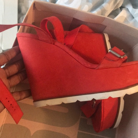 Shoes Worn - Picture 2 of 2